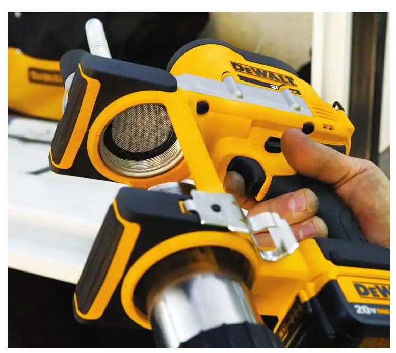 DEWALT 20-Volt MAX Cordless 10,000 PSI Variable Speed Grease Gun (Tool-Only)